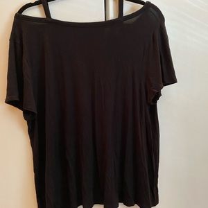 Black tank U neck tank top
